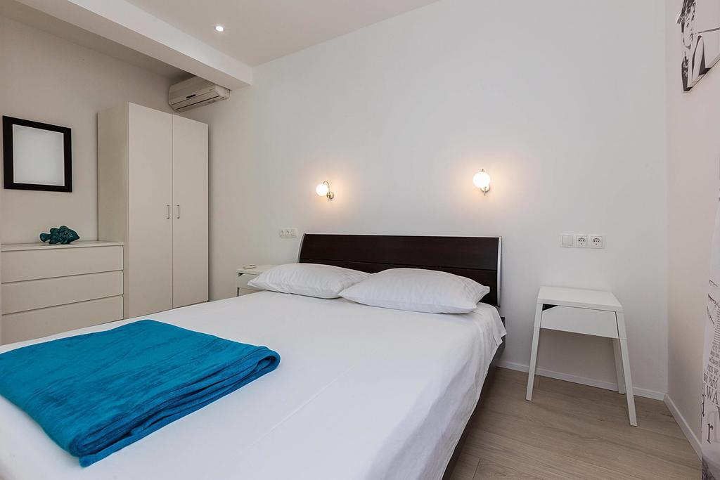 Apartments Dada Biograd Na Moru Quarto foto